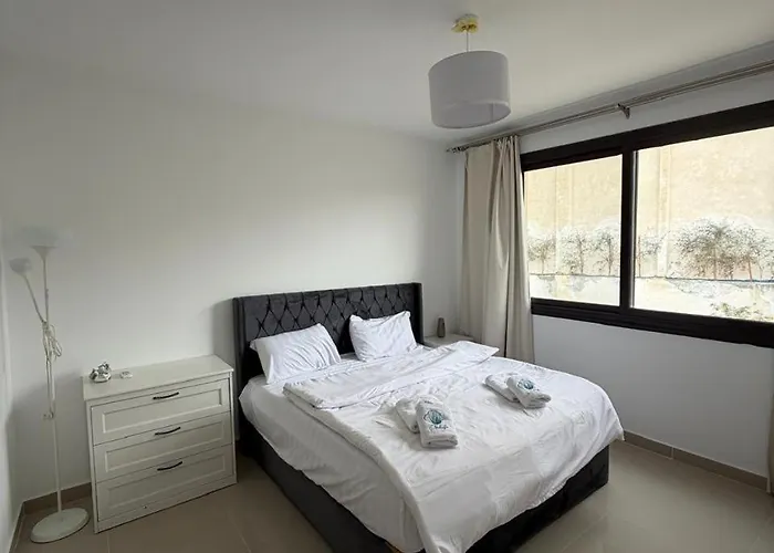 Premium 1br G Cribs First Floor, Apartment *